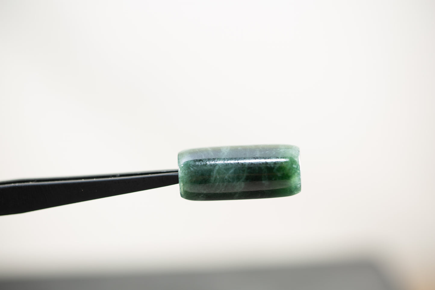 Esmeralda Green – Handcrafted Guatemalan Jadeite Bead