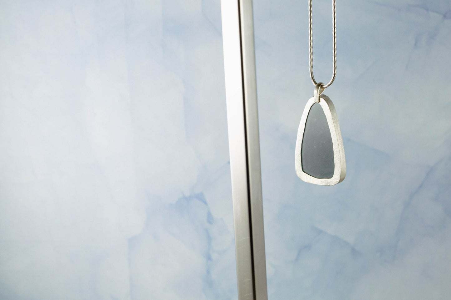 Stunning Blue Guatemalan Cabochon on 18inch Silver Rope