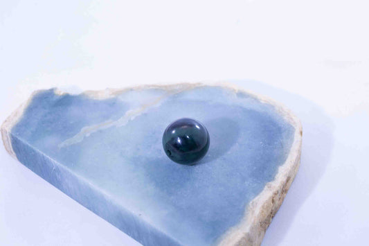 Yukon Green and Black Sphere