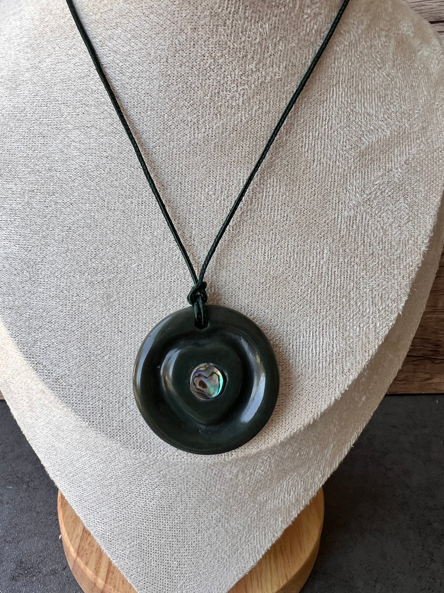 Wyoming Olive Green Jade Disc with Abalone Inlay Heart