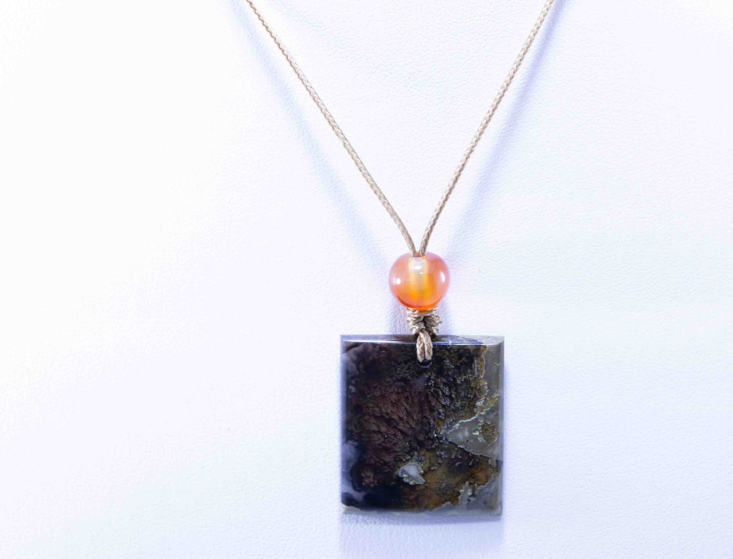 Washington Plume Agate Pendant with Hand-Spun Carnelian Bead on Paracord with Accent Beads